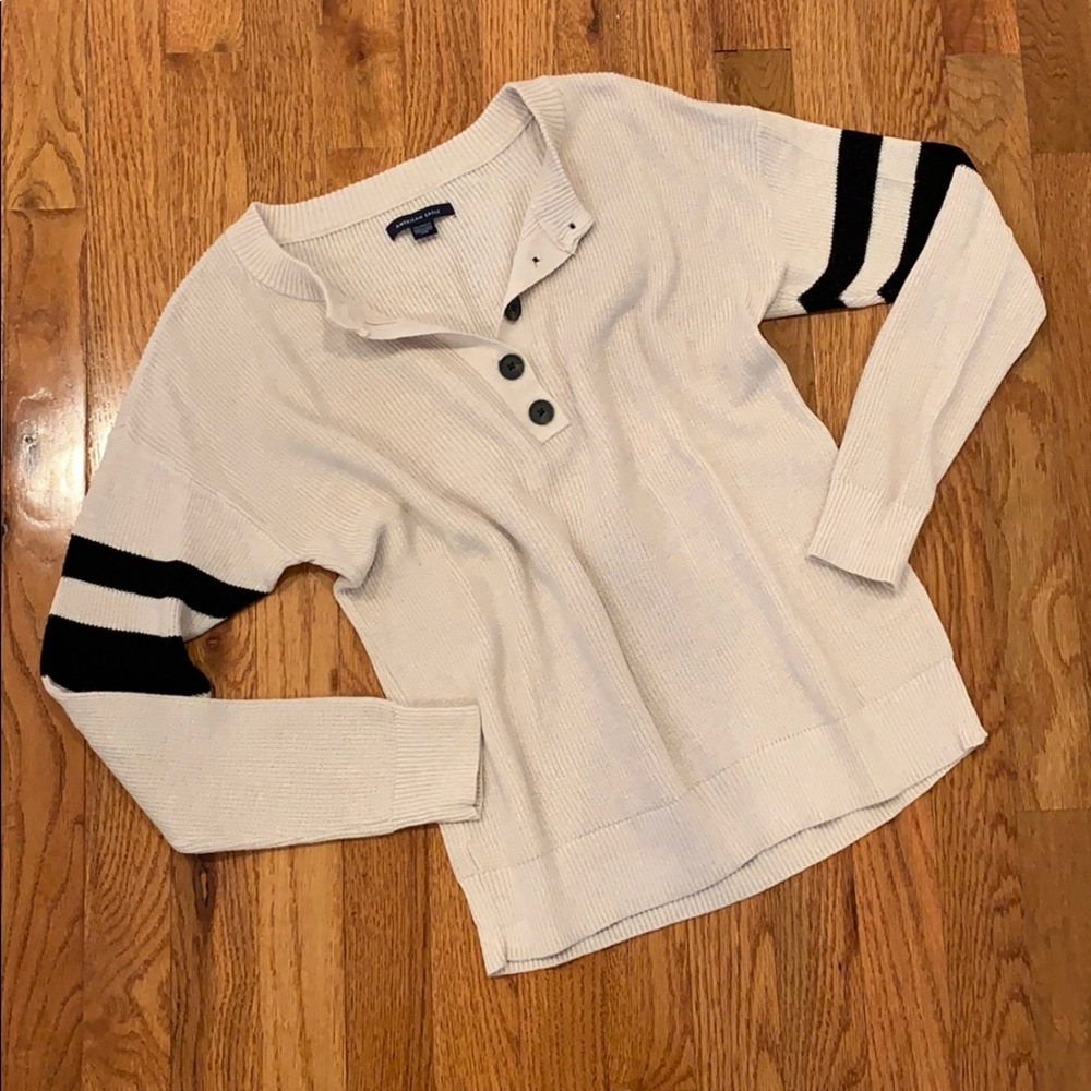 NWOT American eagle sweater